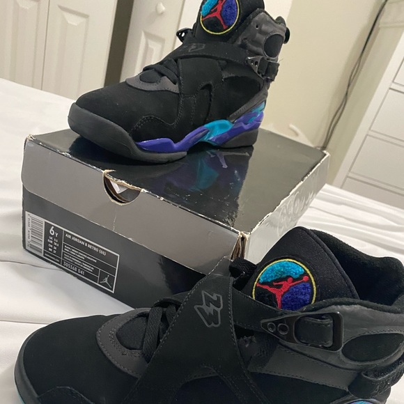aqua 8s
